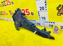 Крепление бампера AUDI Q7 2010 4L0807284 4LBARA BAR, переднее правое