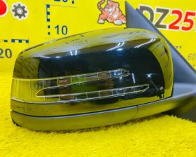 Уши Mercedes-Benz