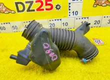 Патрубок воздушного фильтра TOYOTA LAND CRUISER PRADO 2004/Цвет 1D4 1788162200 VZJ121W 5VZFE, передний