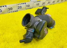 Патрубок воздушного фильтра TOYOTA LAND CRUISER PRADO 2004/Цвет 1D4 1788162200 VZJ121W 5VZFE, передний