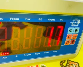 Молдинг лобового стекла TOYOTA