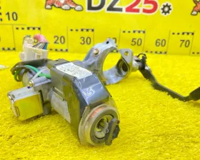 Замок зажигания TOYOTA