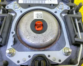 Подушка безопасности водителя Mitsubishi
