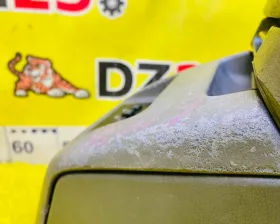 Бардачок между сиденьями TOYOTA