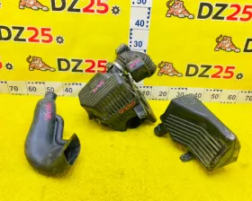 Корпус воздушного фильтра SUZUKI