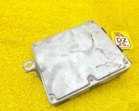 Блок управления двс Toyota