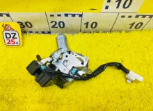 Замок 5-й двери LEXUS RX450H 2009/Цвет 212 6935048060 GYL16W 2GRFXE, задний