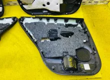 Обшивка дверей TOYOTA HARRIER ЛЕВЫЙ|ПРАВЫЙ|ПЕРЕДНИЙ|ЗАДНИЙ|2014 6762048D60C1 AVU65W 2ARFXE