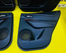 Обшивка дверей TOYOTA