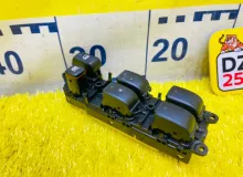 Блок управления стеклоподъемниками TOYOTA LAND CRUISER PRADO 2005/Цвет 070 8404060011 GRJ120W 1GRFE, передний правый