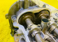 Головка блока цилиндров TOYOTA LAND CRUISER 1998/Цвет 8L4 1110159165 UZJ100W 2UZFE, передняя правая