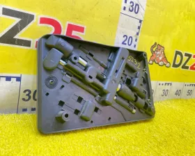 Инструментальный ящик Mitsubishi
