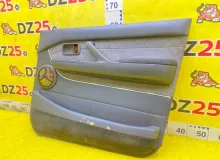 Обшивка дверей TOYOTA LAND CRUISER 1993/ Цвет 26P 6761060151 FZJ80G 1FZFE, передняя правая