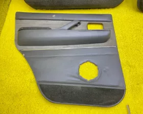 Обшивка дверей TOYOTA