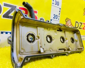 Клапанная крышка Toyota