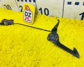 Замок капота TOYOTA