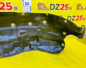 Подкрылок Toyota