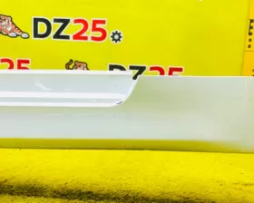 Накладка на порог Toyota