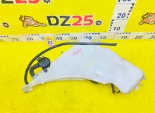 Бачок стеклоомывателя BMW 3-SERIES 2013/Цвет B39 61667241672 F30 N47D20C, передний