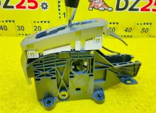 Селектор акпп TOYOTA HILUX SURF 2005/Цвет 202 3356035010 TRN215W 2TRFE, передний