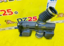 Патрубок воздушного фильтра HUMMER H3 2006 15247231 L52, передний