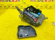 Блок предохранителей LEXUS RX450H 2009/Цвет 077 8266248310 GYL16W 2GRFXE, передний