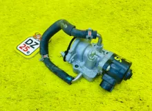 Клапан egr TOYOTA HARRIER 2014/Цвет 070 2562036060 AVU65W 2ARFXE, передний