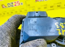 Заслонка дроссельная TOYOTA HARRIER 2014/Цвет 070 2203036020 AVU65W 2ARFXE, передняя