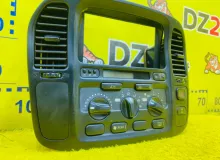 Блок управления климат-контролем TOYOTA LAND CRUISER 2000/Цвет 057 8401260072 UZJ100W 2UZFE, передний