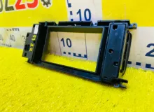 Консоль магнитофона Land Rover RANGE ROVER EVOQUE 2012/Цвет 861 LR024250 L538 204PT/PT204, передний