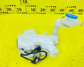 Бачок стеклоомывателя HONDA