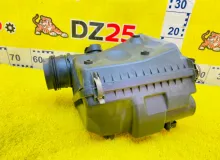 Корпус воздушного фильтра TOYOTA HILUX SURF 2004/8R3 1770062140 VZN215W 5VZFE, передний