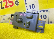 Блок управления сиденьем HUMMER H3 2006 89041630 L52, передний правый