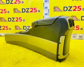 Бардачок между сиденьями TOYOTA