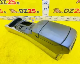 Бардачок между сиденьями TOYOTA