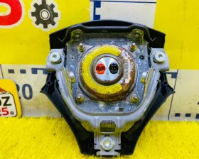 Подушка безопасности водителя Toyota