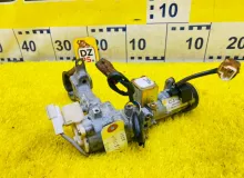 Замок зажигания TOYOTA LAND CRUISER 1998/Цвет 8L4 4528060480 UZJ100W 2UZFE, передний