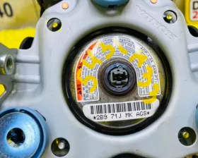 Подушка безопасности водителя HONDA