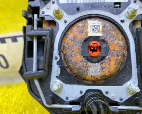 Подушка безопасности водителя Mitsubishi