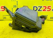 Блок предохранителей LEXUS RX450H 2009/Цвет 212 8266248310 GYL15W 2GRFXE, передний