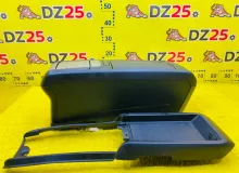 Бардачок между сиденьями TOYOTA HARRIER 2005/Цвет 202 5881048230C1 MHU38W 3MZFE, передний