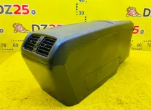 Бардачок между сиденьями TOYOTA HARRIER 2005/Цвет 202 5881048230C1 MHU38W 3MZFE, передний