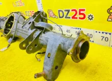 Чулок моста TOYOTA LAND CRUISER 1998/Цвет 8L4 4211060731 UZJ100W 2UZFE, задний