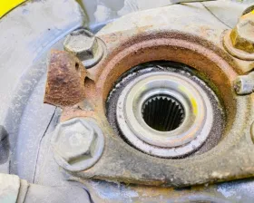 Ступица NISSAN