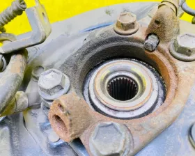 Ступица NISSAN