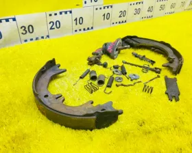 Механизм стояночного тормоза TOYOTA