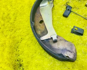 Механизм стояночного тормоза SUZUKI