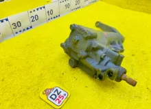 Рулевой редуктор TOYOTA LAND CRUISER PRADO 1994/Цвет 183 4411060320 KZJ71W 1KZTE, передний