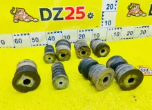 Подушка кузова TOYOTA HILUX SURF 2007 5220135100 TRN215W 2TRFE