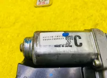 Доводчик двери пятой LEXUS RX450H 2009/Цвет 077 6891048020 GYL15W 2GRFXE, задний